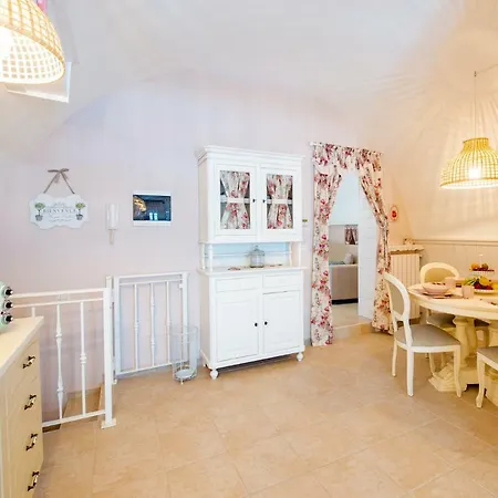 La Petite Maison