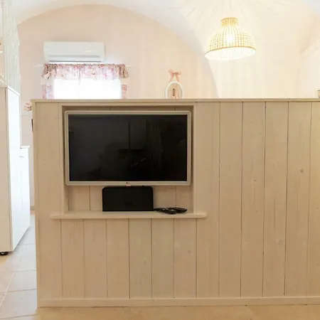 La Petite Maison Apartment